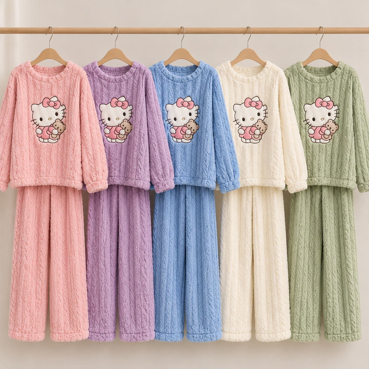 Ensemble de pyjama en polaire corail Hello Kitty – Femme