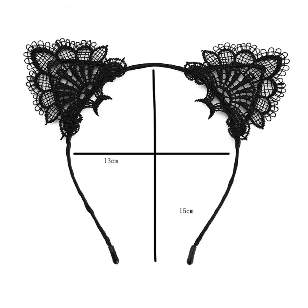 Black lace cat ear headband with 13 cm by 15 cm size measurements diagram