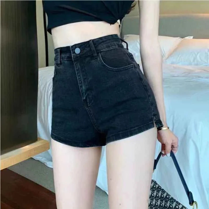 Women's Casual High-Waisted Light Blue Denim Shorts with Straight Slit Legs Versatile Korean Summer Outer Wear Hot Pants