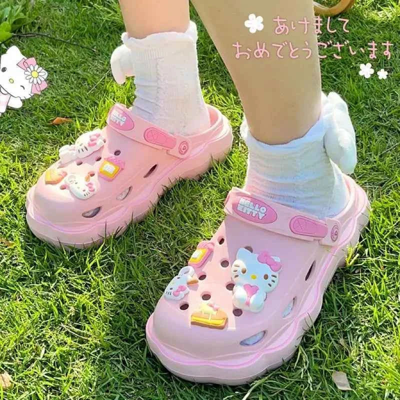 Sanrioed Hello Kittys Sandal Slippers Women's Diy Accessories Shoes Kuromi Cinnamoroll Summer Beach Sandals for Students Girls