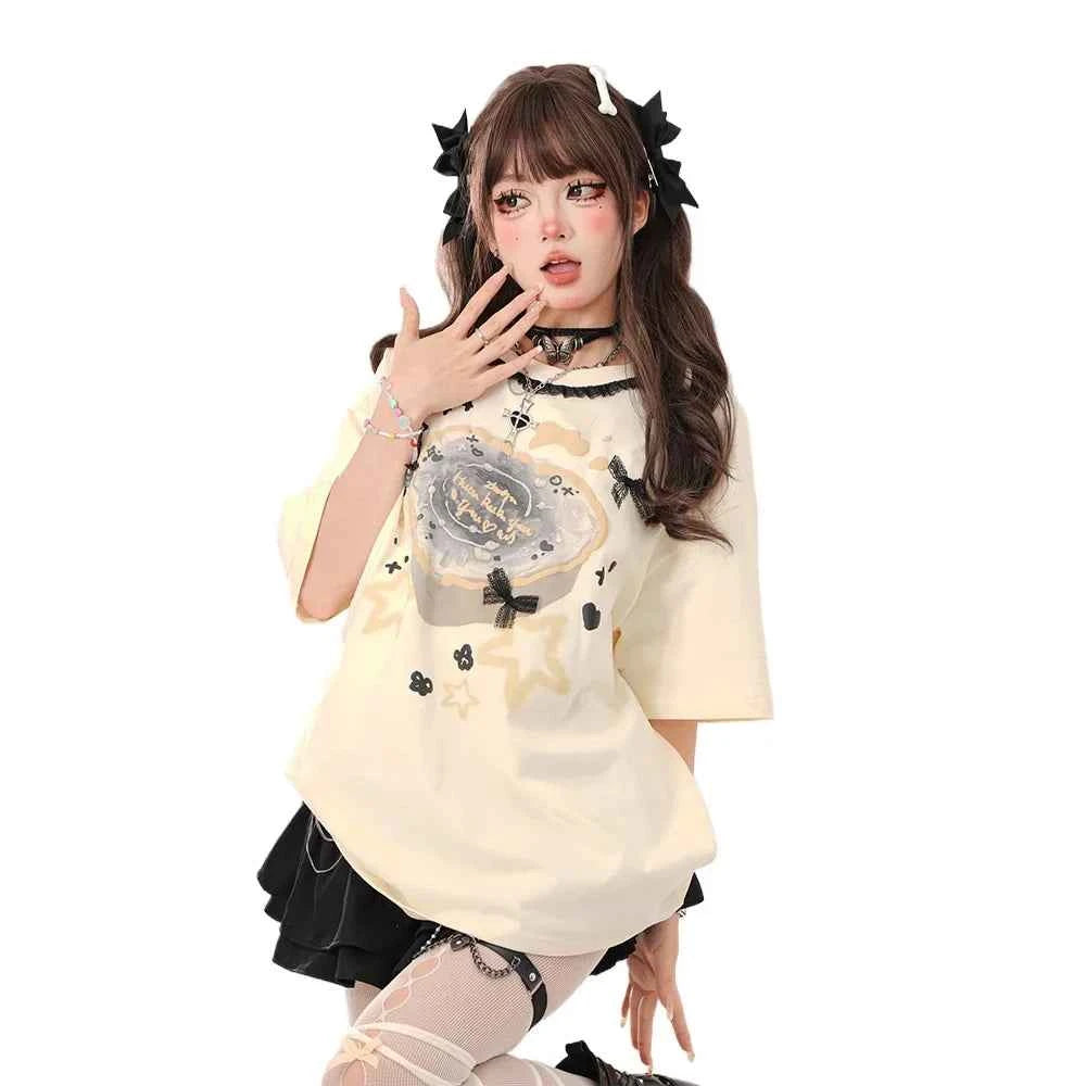 Short Sleeved T-Shirt Women Loose Design Half Sleeved Belly