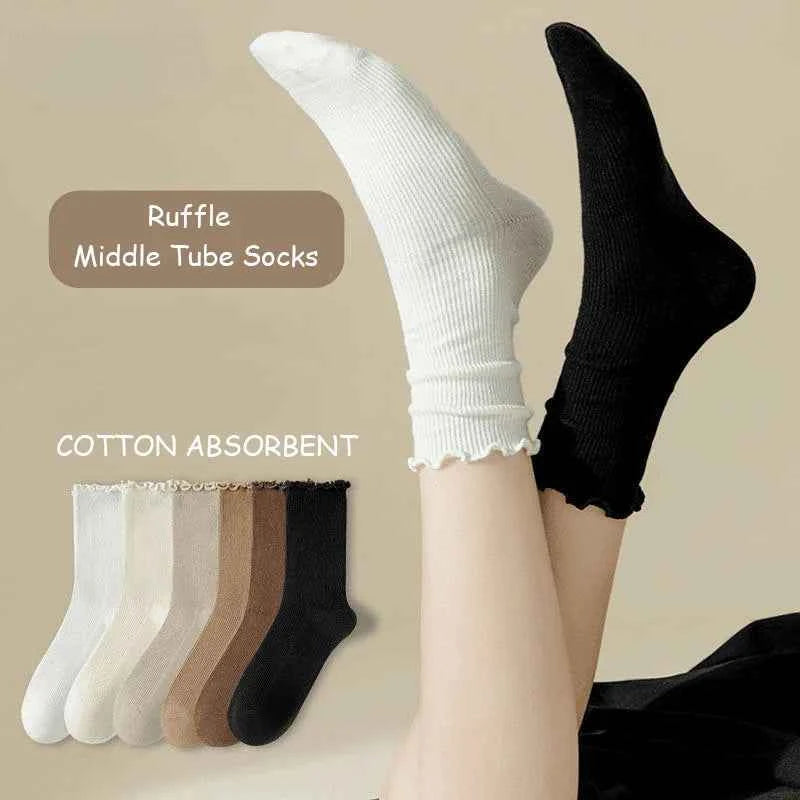 Cute Cotton Soft Middle Tube Black White Breathable Girls Waveselvedge Socks For Women Harajuku Kawaii Solid Frilly Ruffle Socks