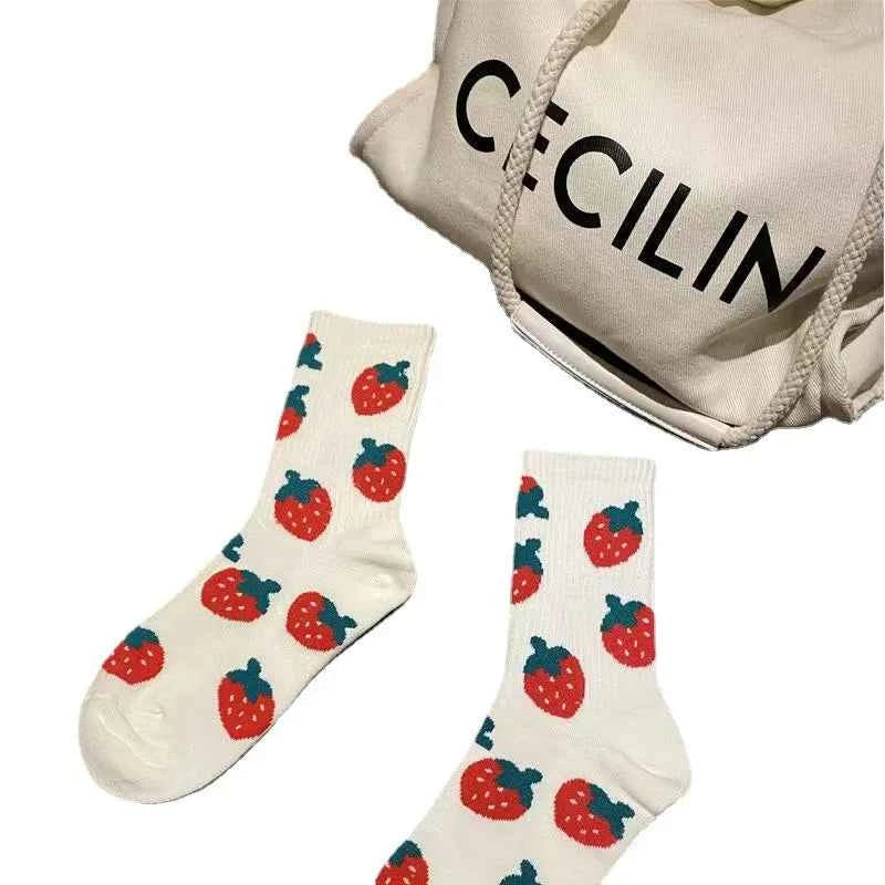 Women Socks Kawaii Strawberry Harajuku Funny Sweet Cotton Cute Happy Socks White Ladies Novelty Girls Christmas Gift