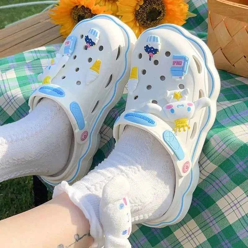 Kawaii Sanrioed Hello Kittys Cave Shoes Women's Summer Sandals with Thick Heels Kuromi Cinnamoroll Casual Slippers Female Gift