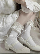 
white short 2