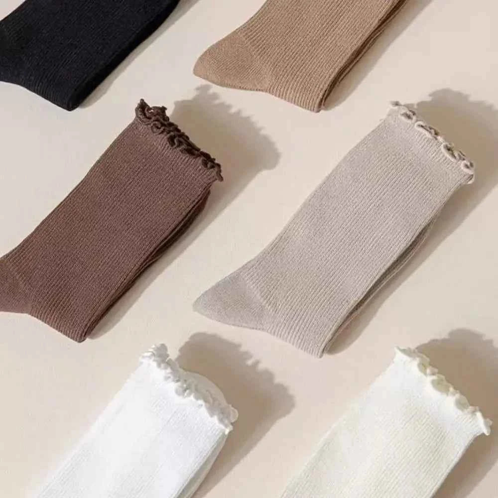 Cute Cotton Soft Middle Tube Black White Breathable Girls Waveselvedge Socks For Women Harajuku Kawaii Solid Frilly Ruffle Socks