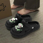 Hole shoes women's thick-soled non-slip cartoon diy garden shoes cross online celebrity explosions outside the beach.