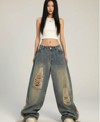 Baggy Ripped Modelo