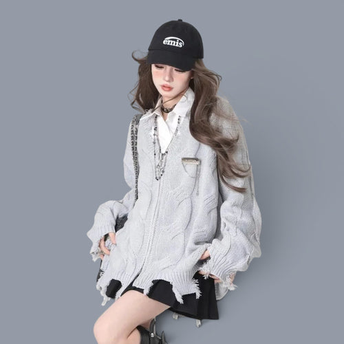 Vusy Kawaii Shop Official light grey distressed cable knit V-neck sweater with frayed hem and cuffs, worn by a model.